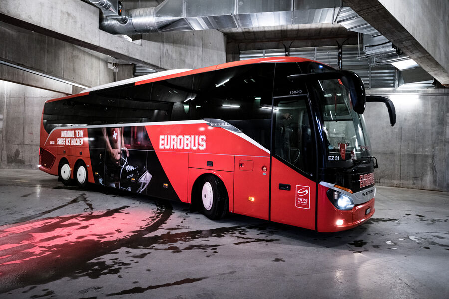 Red team coach of the Swiss national ice hockey team in the arena entrance